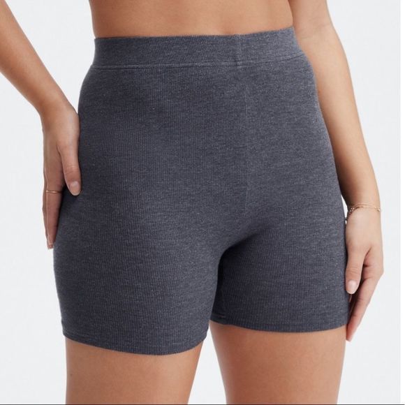 NWT Fabletics Pewter Windswept 2-Piece Outfit - Picture 5 of 7